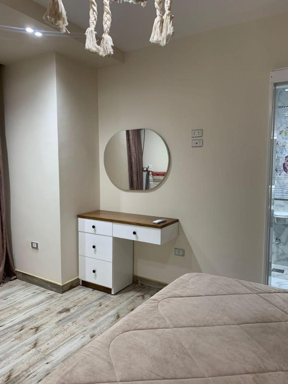 דירה H Flat With Roof- One Kattamya *
